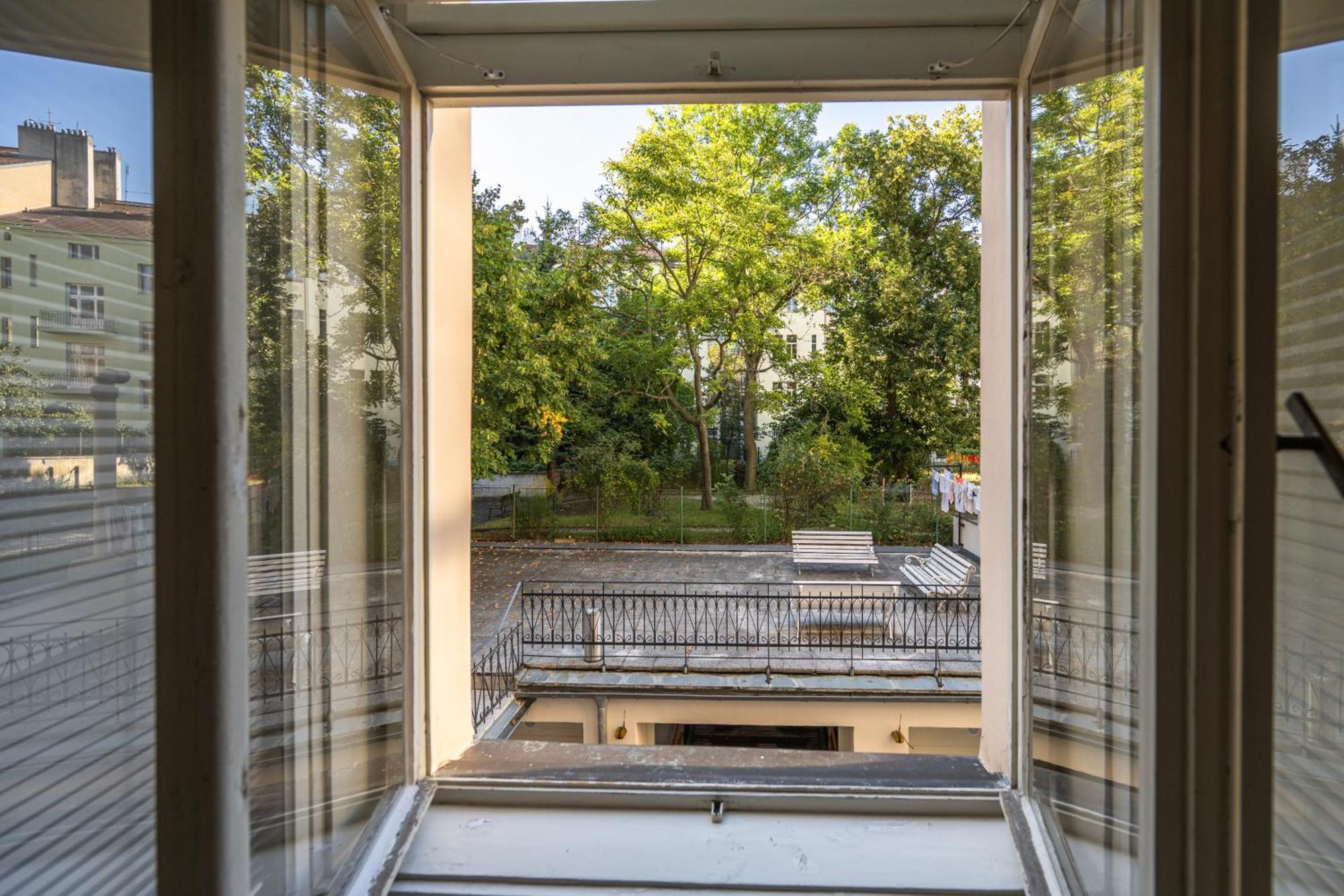 Jiriho Z Podebrad Apartments Прага Экстерьер фото