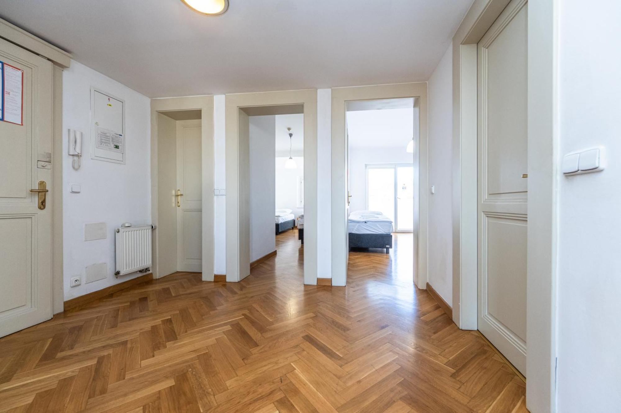 Jiriho Z Podebrad Apartments Прага Экстерьер фото
