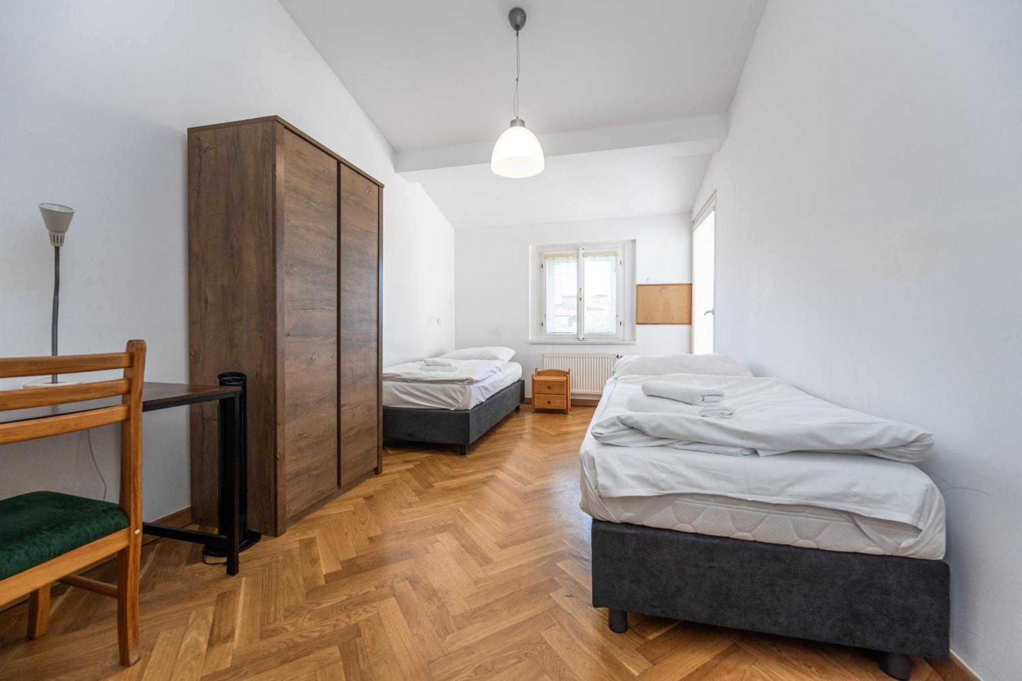 Jiriho Z Podebrad Apartments Прага Экстерьер фото